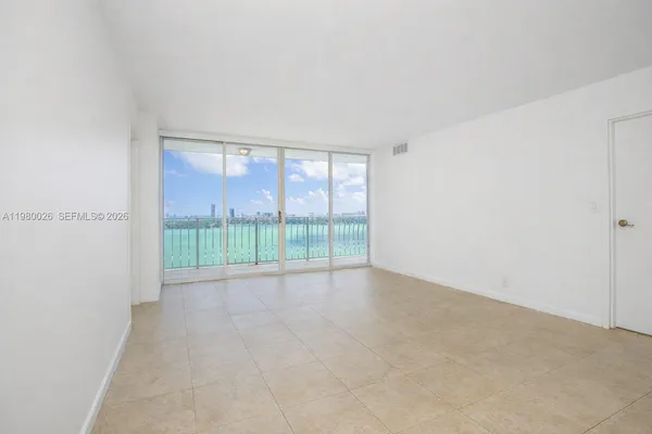 $2,875 | 7601 East Treasure Drive, Unit 2309, North Bay Village, FL 33141