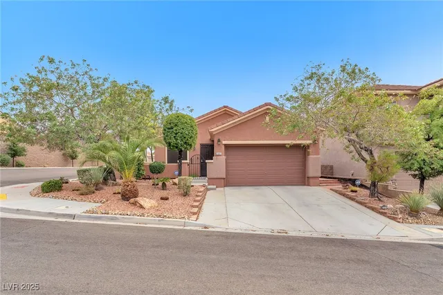 $585,000 | 2607 Dirleton Place, Henderson, NV 89044