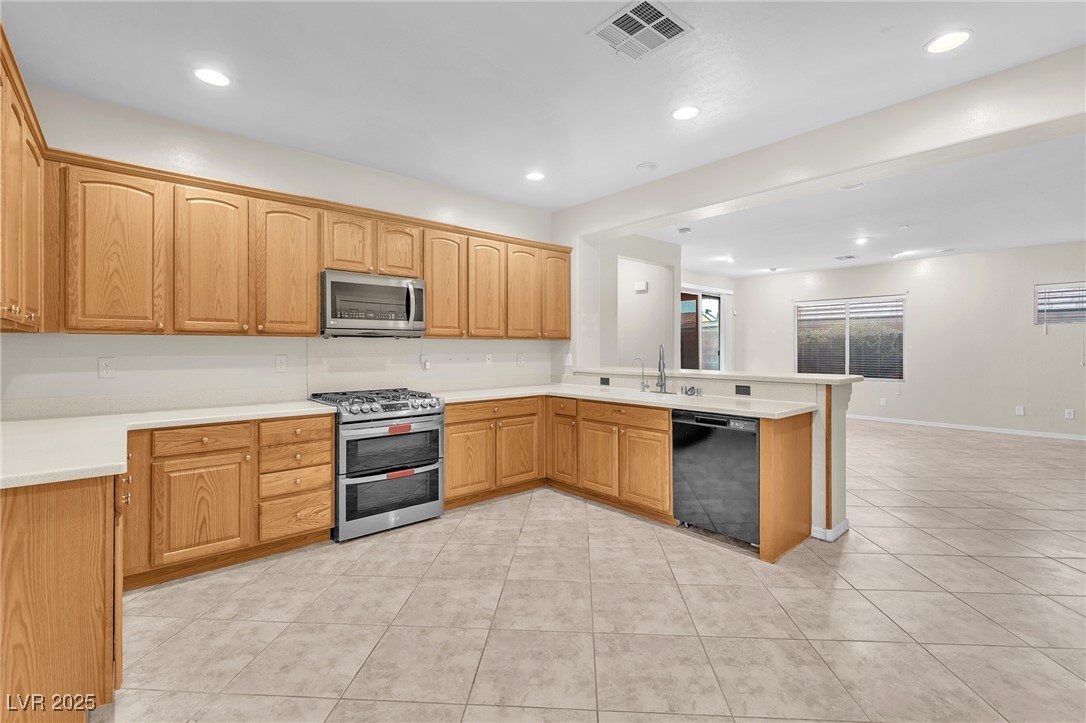 2607 Dirleton Place Henderson, NV 89044 - Photo 12 of 37