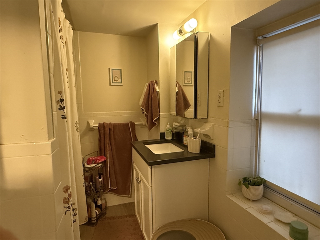 1871 Beacon Street, Unit 2 Brookline, MA 02445 - Photo 9 of 9