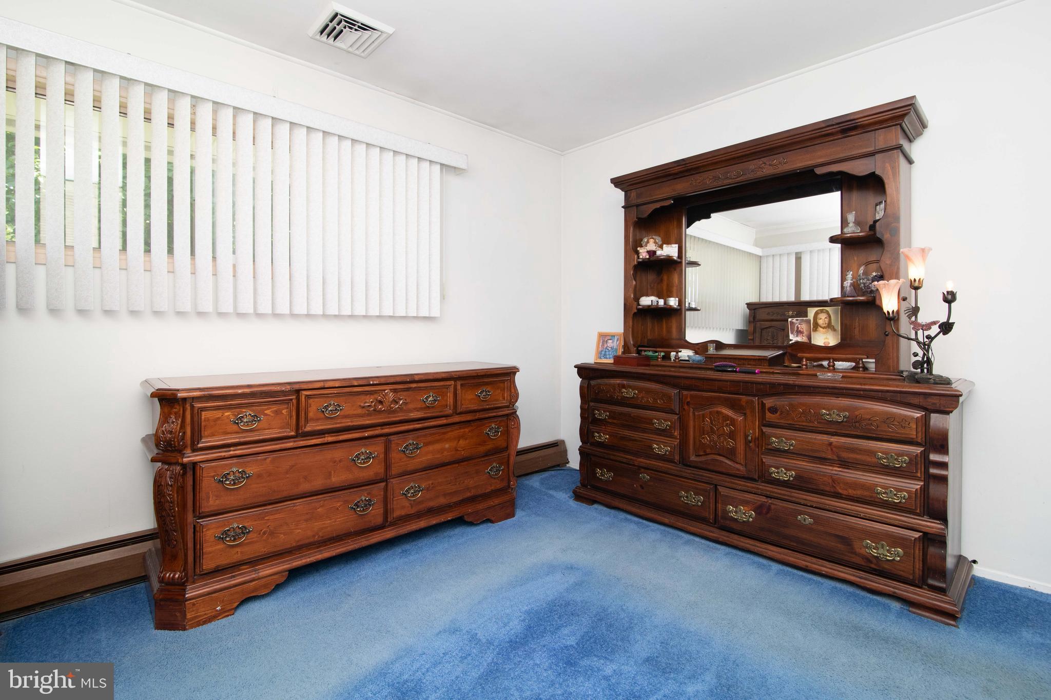 21 Conifer Road Levittown, PA 19057 - Photo 19 of 36