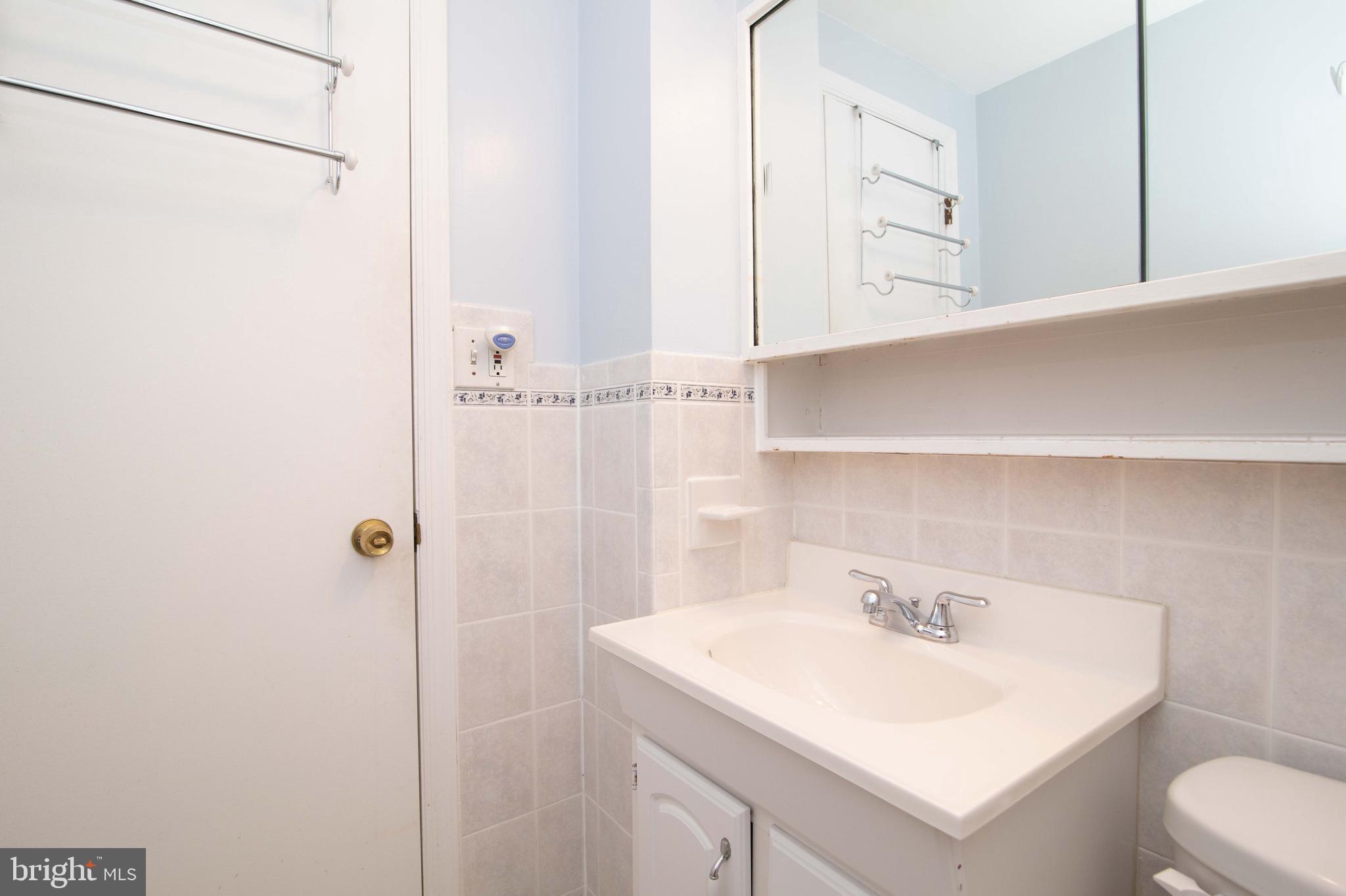 21 Conifer Road Levittown, PA 19057 - Photo 22 of 36