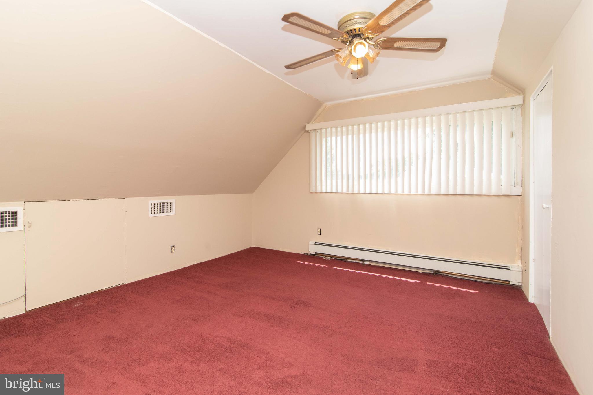 21 Conifer Road Levittown, PA 19057 - Photo 25 of 36