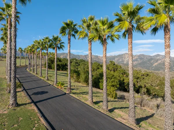 $4,750,000 | 3589 Toro Canyon Park, Santa Barbara, CA 93108