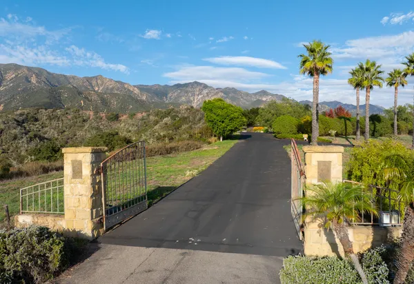 $4,750,000 | 3589 Toro Canyon Park, Santa Barbara, CA 93108
