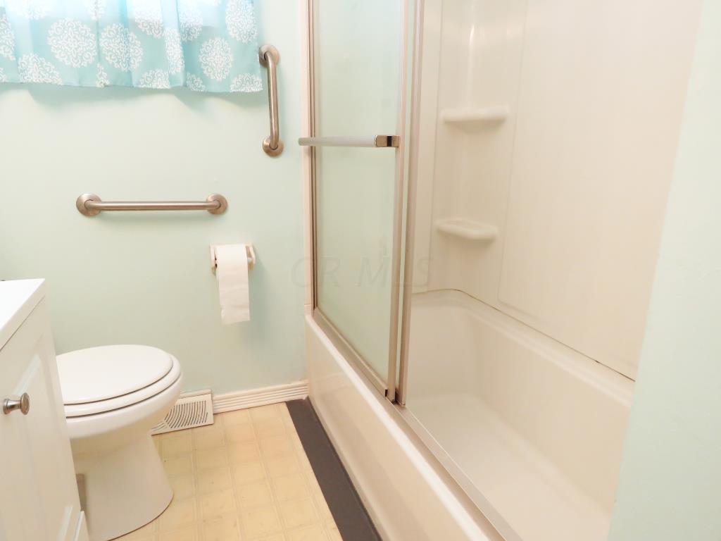 2855 Schwartz Road Columbus, OH 43232 - Photo 17 of 31 Gallery Image 17