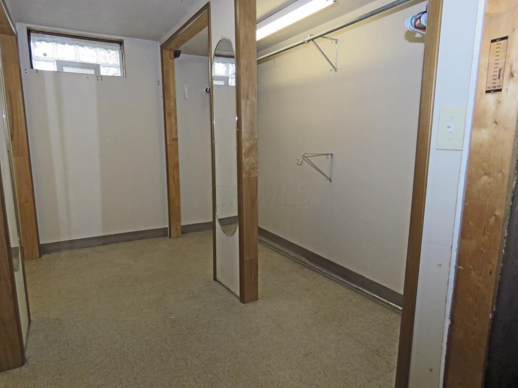 2855 Schwartz Road Columbus, OH 43232 - Photo 24 of 31 Gallery Image 24