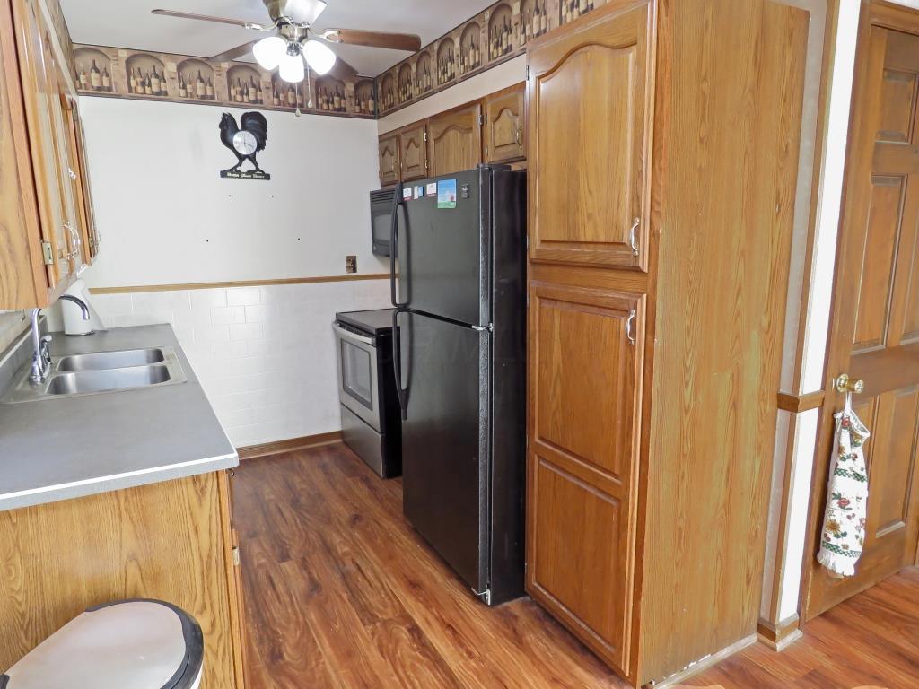 2855 Schwartz Road Columbus, OH 43232 - Photo 10 of 31 Gallery Image 10