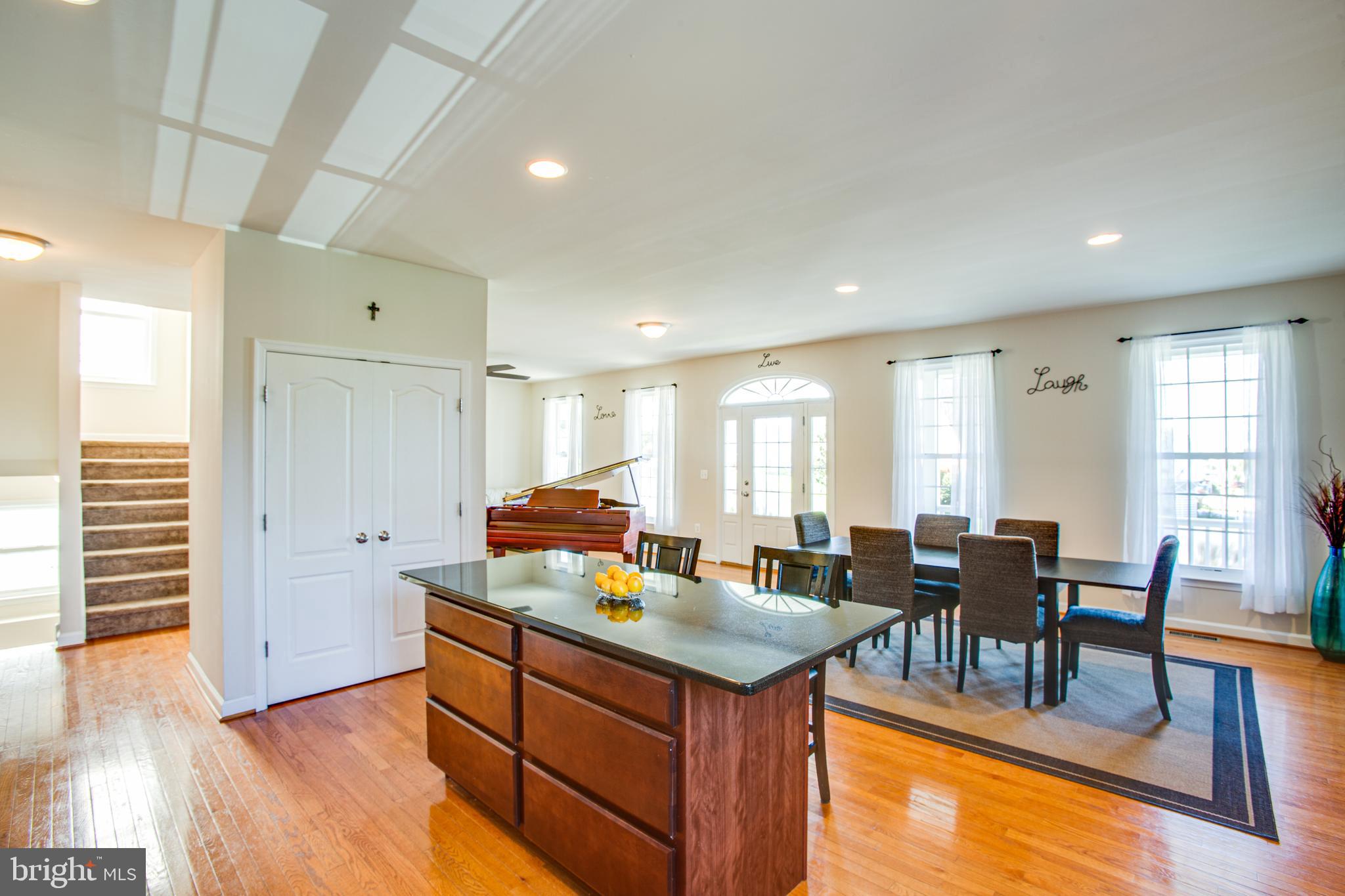 6081 Marineview Road King George, VA 22485 - Photo 20 of 87 Kitchen overlooking dining area