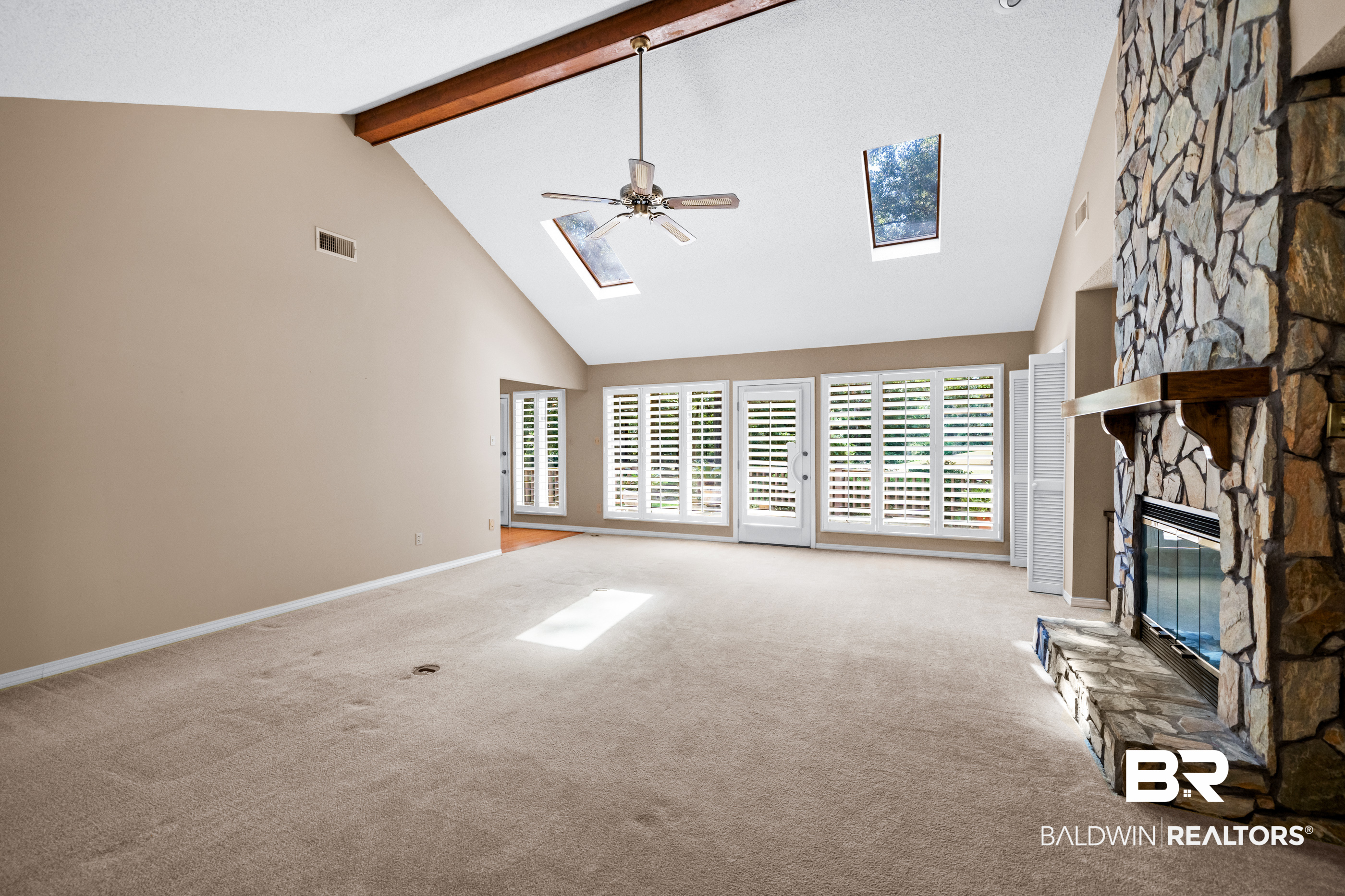 499 Ridgewood Drive Daphne, AL 36526 - Photo 7 of 43 Gallery Image 7