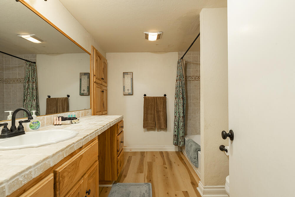 11926 Galice Road Merlin, OR 97532 - Photo 27 of 61 27