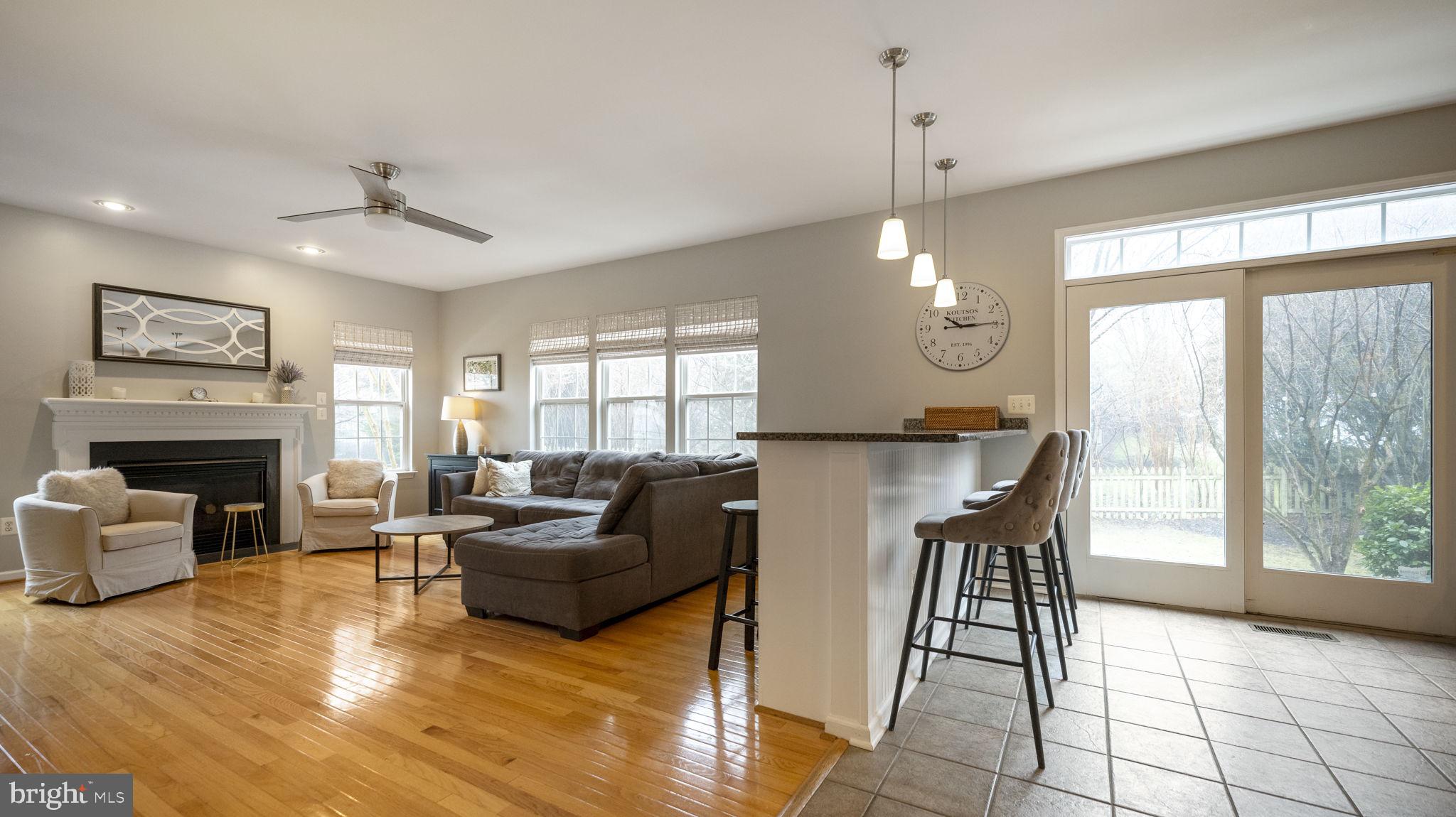 14206 Brass Wheel Road Boyds, MD 20841 - Photo 14 of 34 Grab a quick snack at the breakfast bar