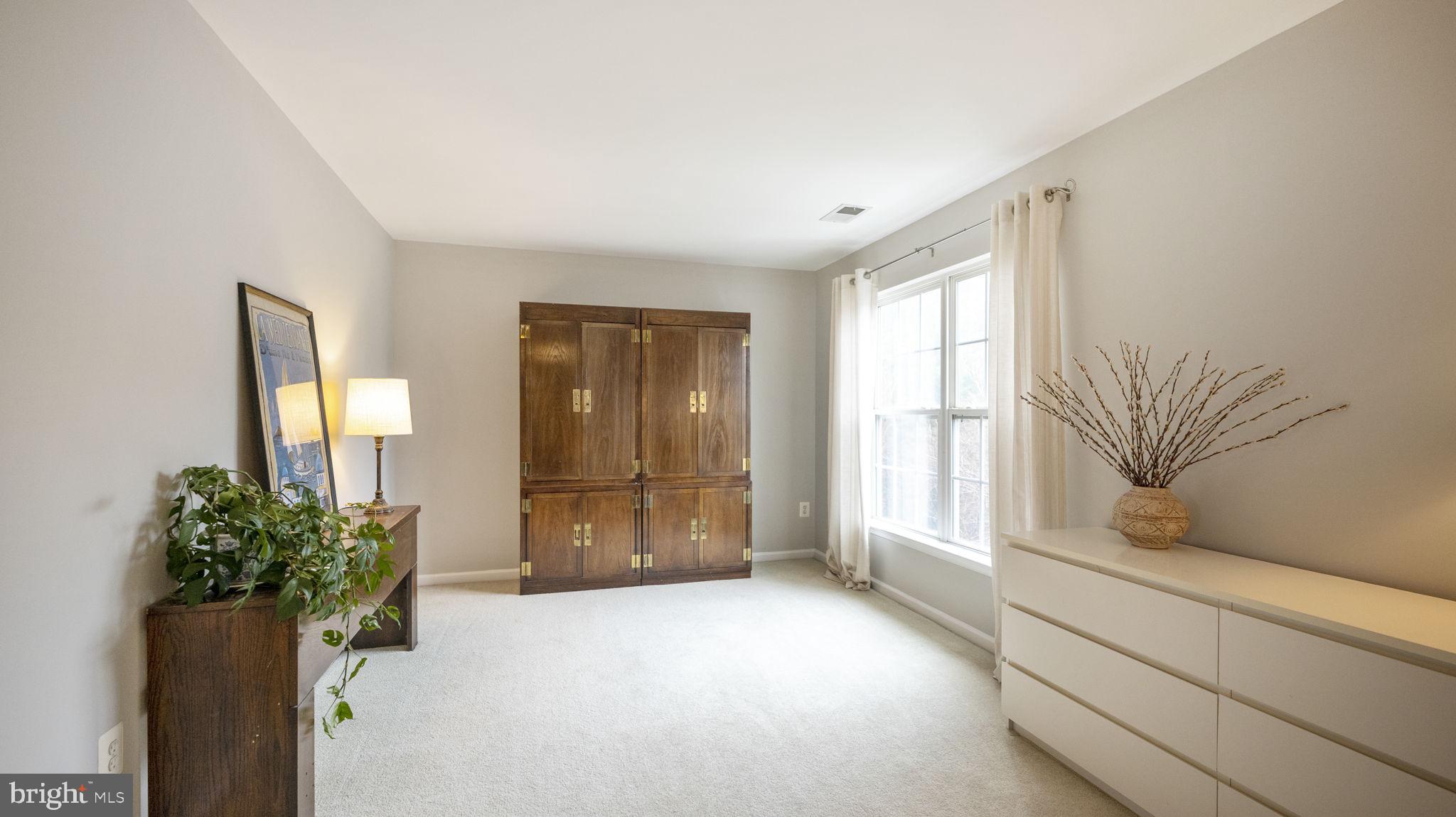 14206 Brass Wheel Road Boyds, MD 20841 - Photo 19 of 34 Primary bedroom sitting area