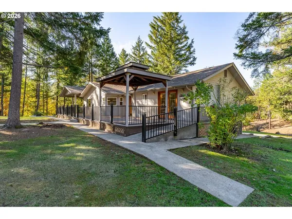 $749,000 | 11990 Artlin Road, Grants Pass, OR 97526