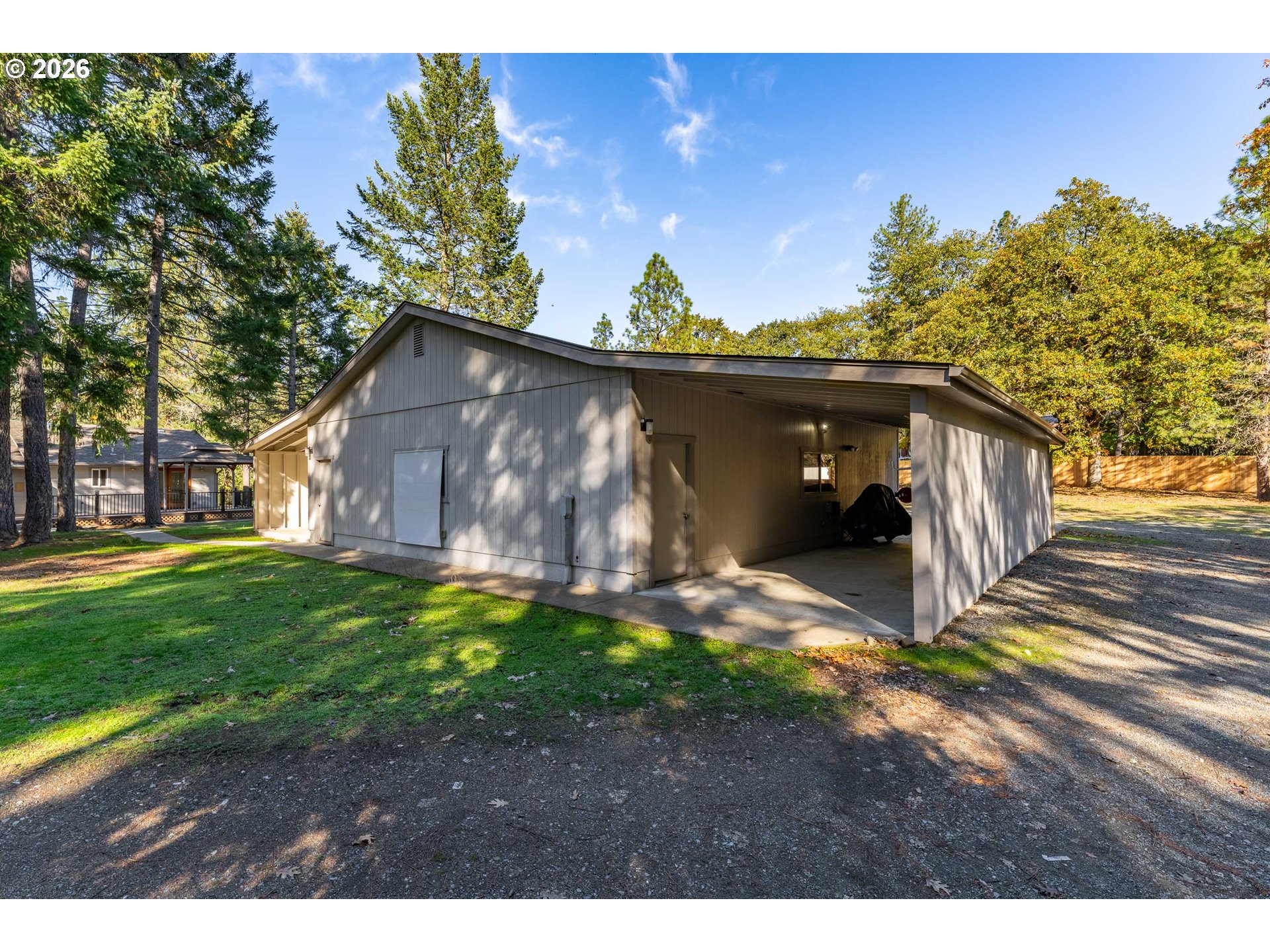 11990 Artlin Road Grants Pass, OR 97526 - Photo 23 of 37