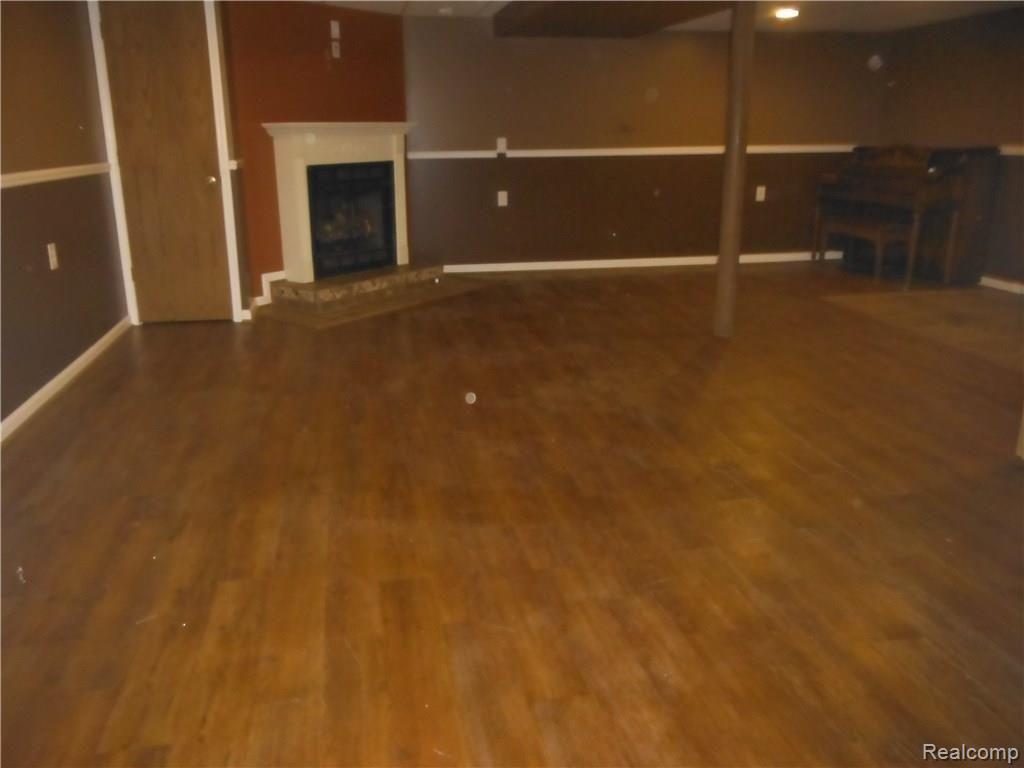13900 Reeck Road Southgate, MI 48195 - Photo 31 of 38 035.JPG