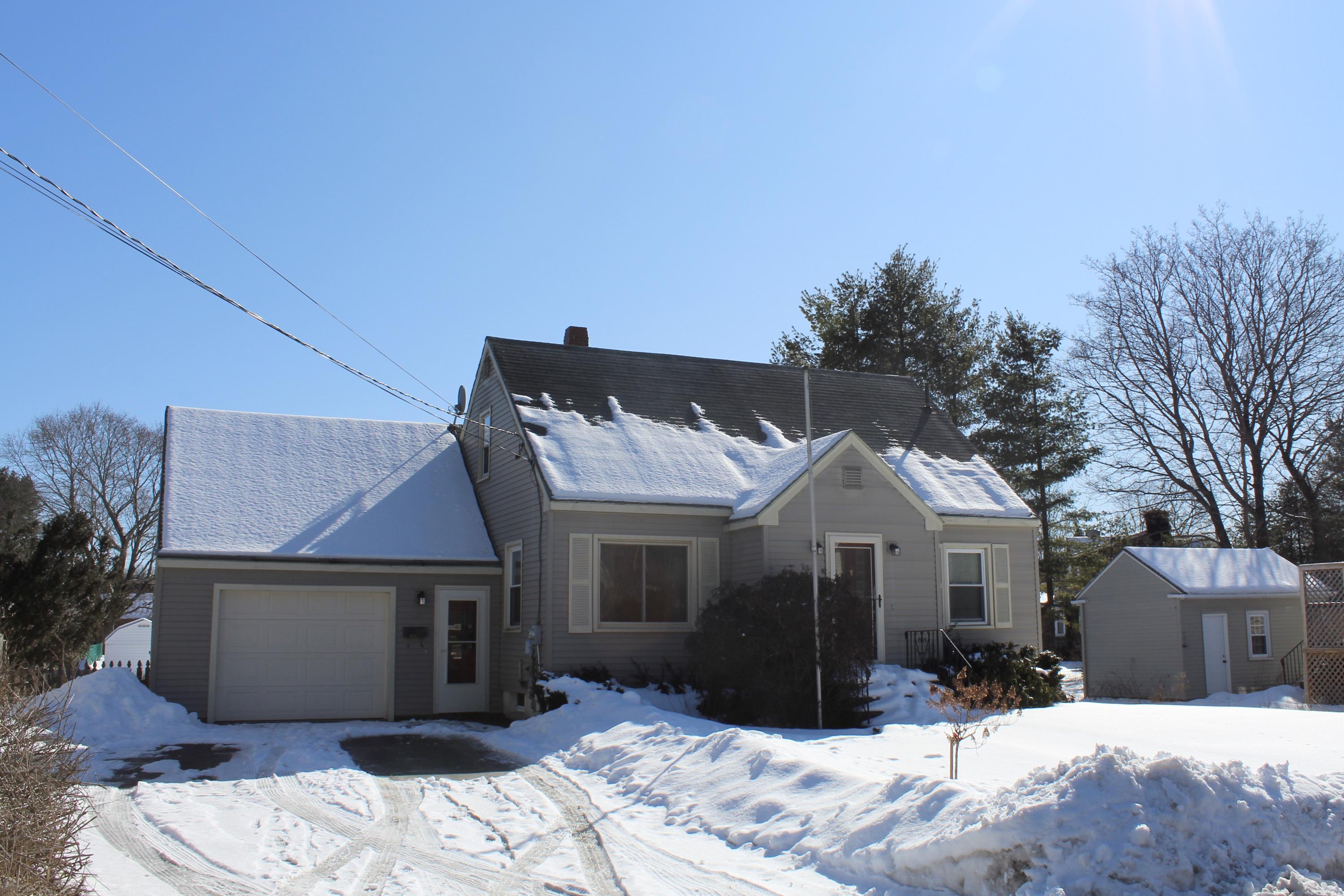 9 Presnell Street Portland, ME 04102 - Photo 22 of 24 IMG_1522