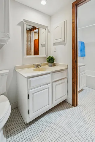 $155,000 | 7200 York Avenue South, Unit 503, Edina, MN 55435