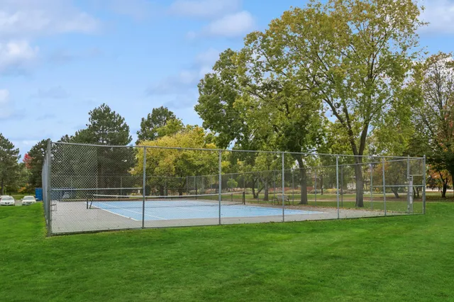 $155,000 | 7200 York Avenue South, Unit 503, Edina, MN 55435