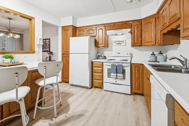 $155,000 | 7200 York Avenue South, Unit 503, Edina, MN 55435