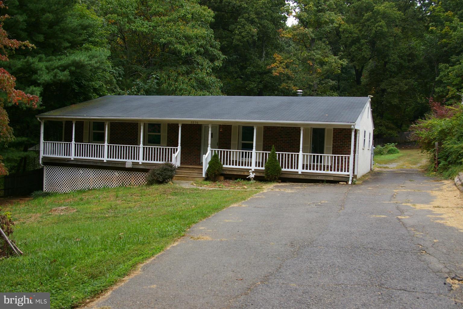 2256 Mountain Road Haymarket, VA 20169 - Photo 1 of 25 Exterior (Front)
