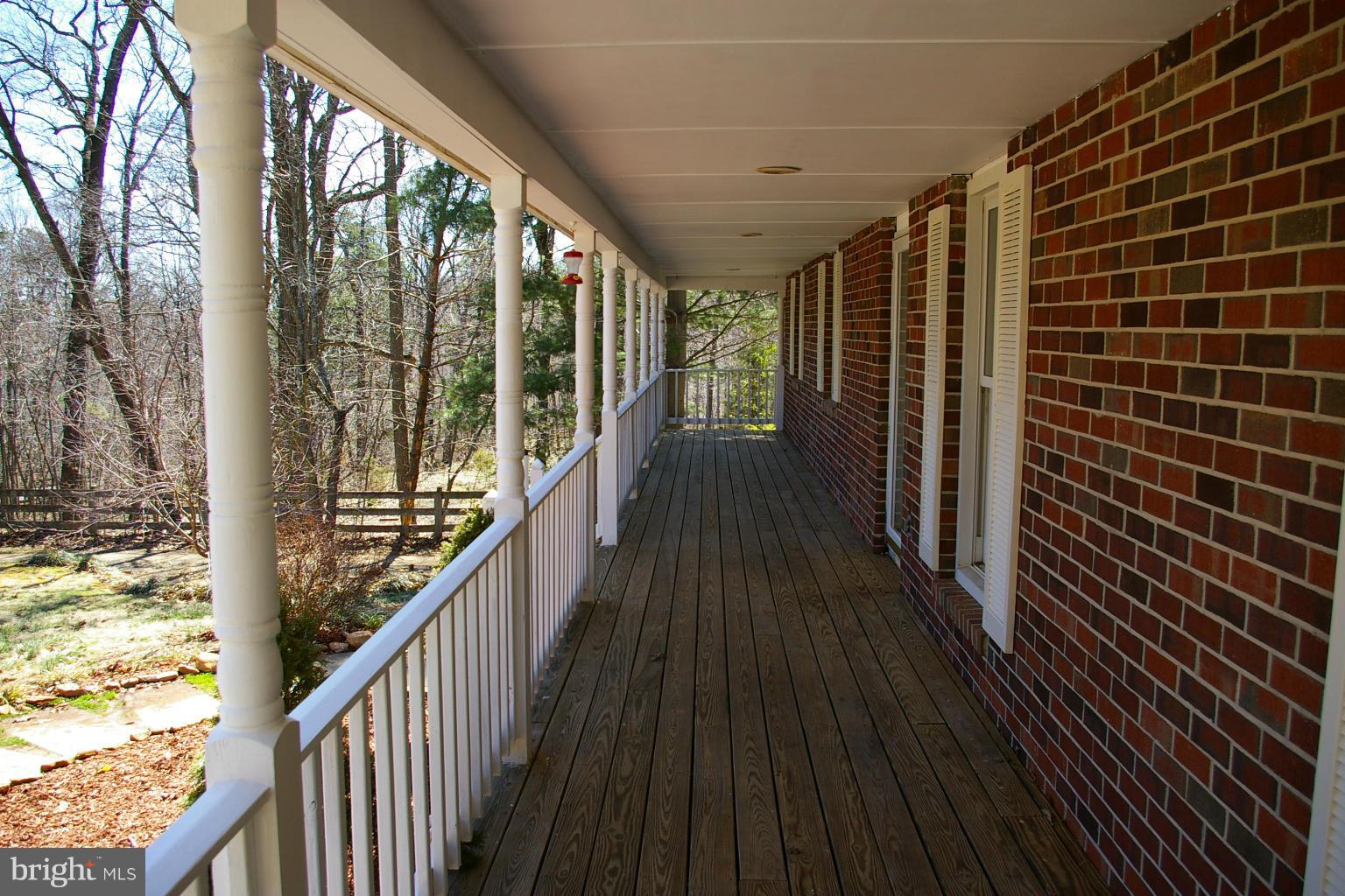 2256 Mountain Road Haymarket, VA 20169 - Photo 4 of 25 Exterior (Front)