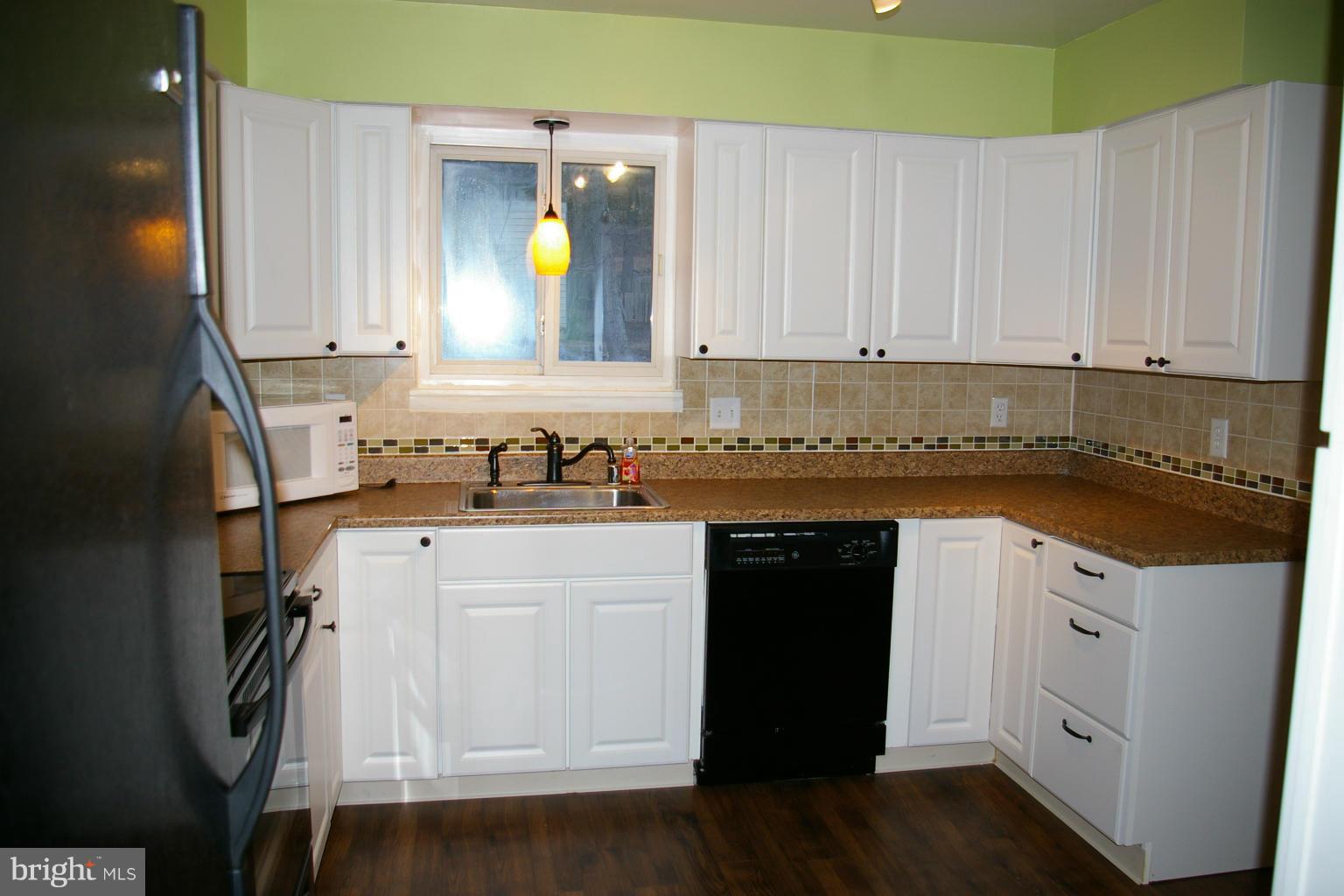 2256 Mountain Road Haymarket, VA 20169 - Photo 10 of 25 Kitchen