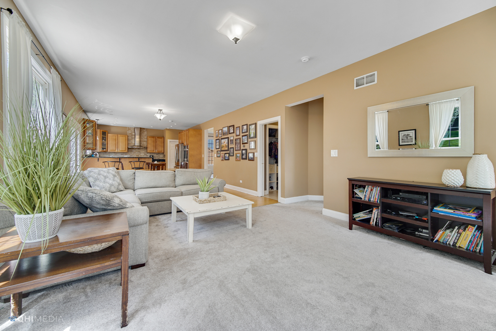 5213 Hayes Road Algonquin, IL 60102 - Photo 10 of 36 a living room with furniture and a flat screen tv