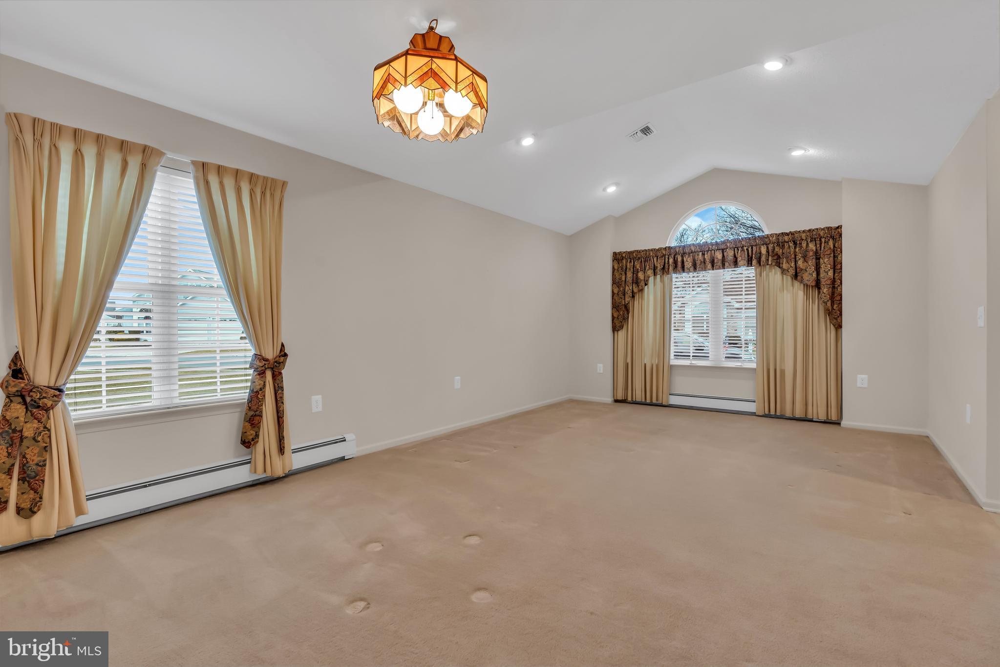 3 Rye Court Jackson, NJ 08527 - Photo 10 of 35 Gallery Image 10