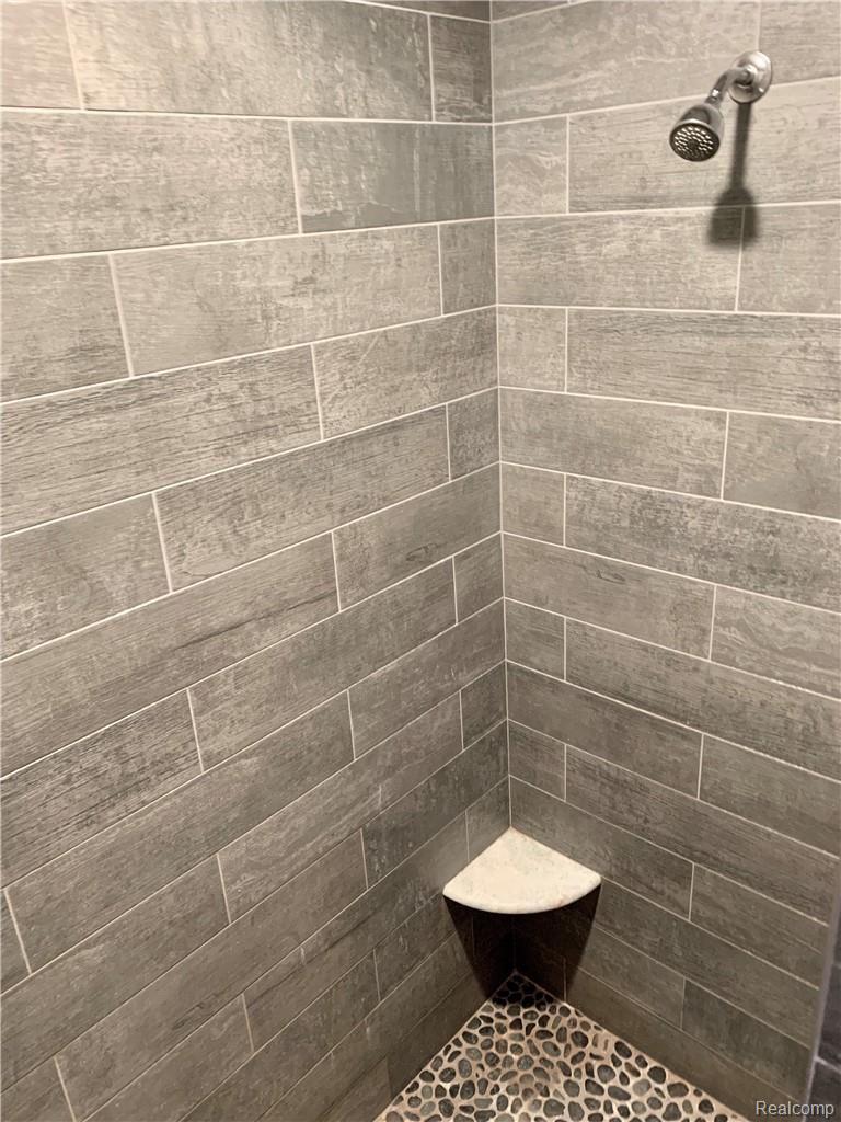 1029 Marsh Ridge Brighton, MI 48114 - Photo 14 of 23 IMG_E0097.JPG