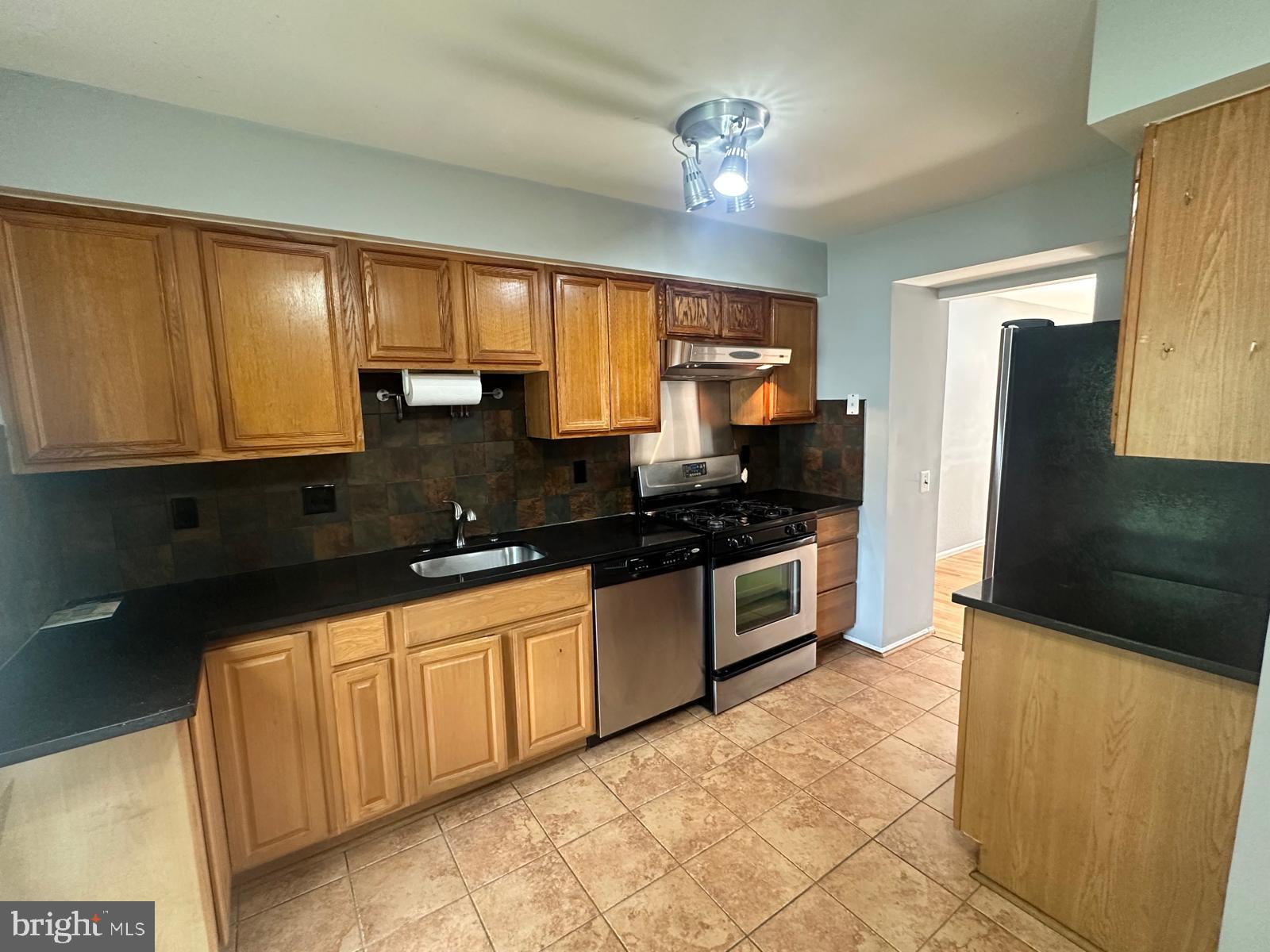 12750 Turquoise Terrace Silver Spring, MD 20904 - Photo 15 of 17 Gallery Image 15