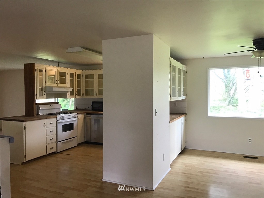 26834 Burmaster Road Sedro-Woolley, WA 98284 - Photo 6 of 20 Gallery Image 6