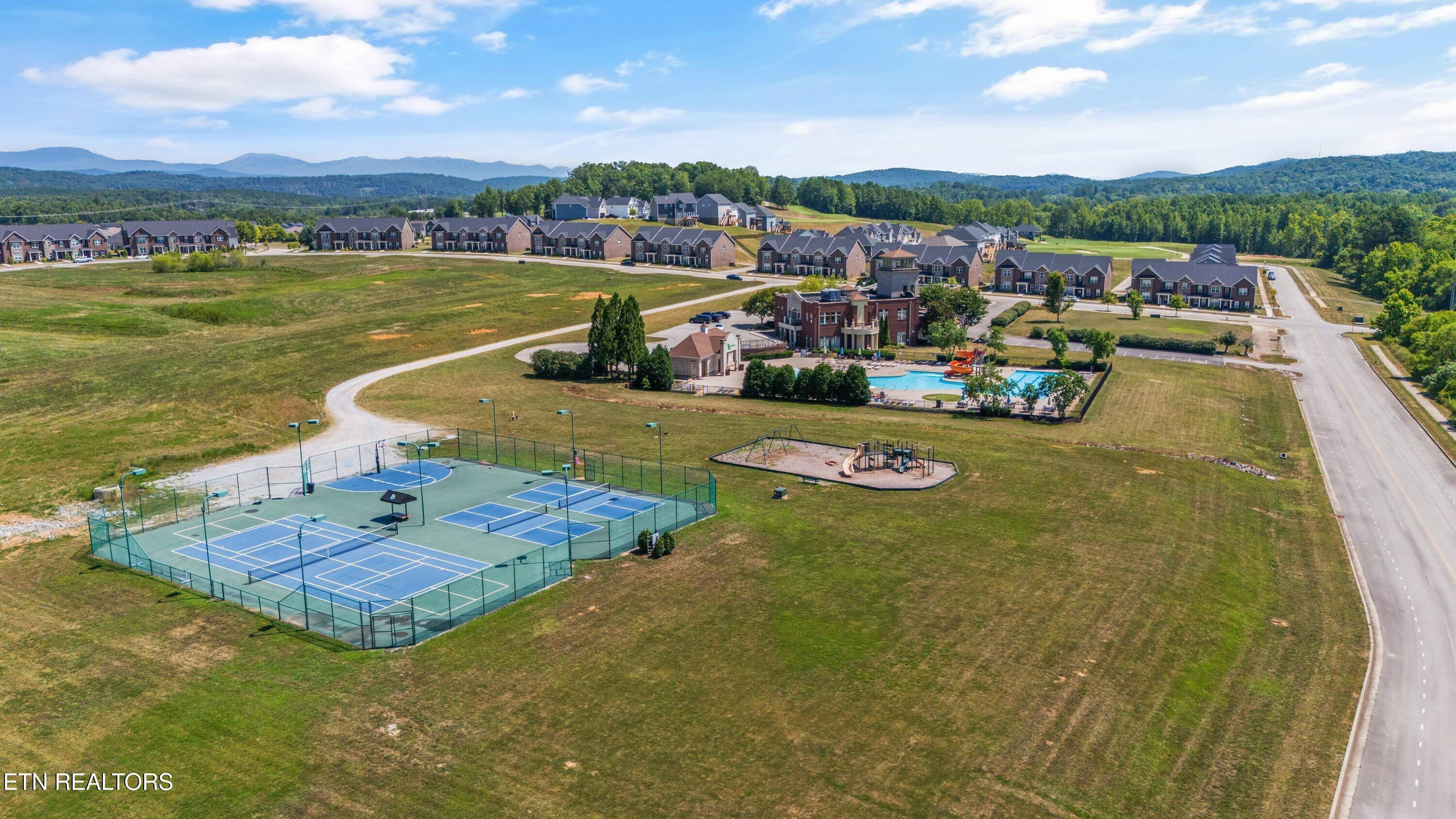 104 Duncanberry Court Oak Ridge, TN 37830 - Photo 13 of 15 Courts