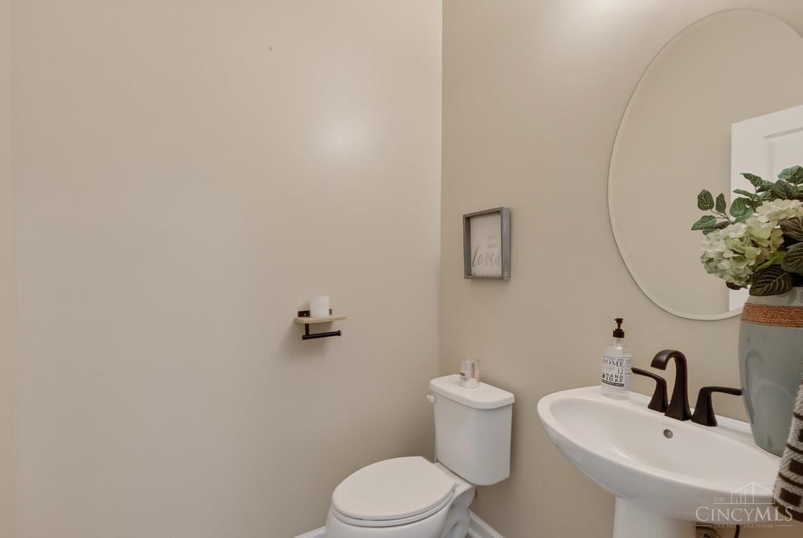 5100 River Ridge Lane Hamilton, OH 45011 - Photo 12 of 29 Gallery Image 12