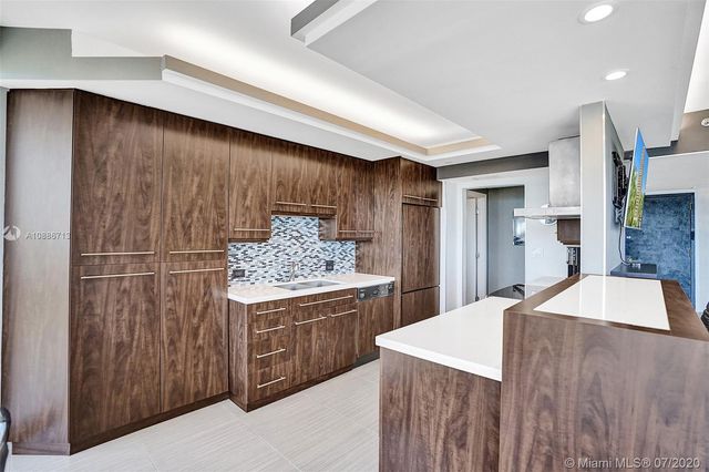 $550,000 | 20191 East Country Club Drive, Unit 2311, Aventura, FL 33180