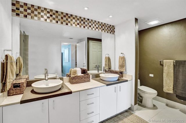 $550,000 | 20191 East Country Club Drive, Unit 2311, Aventura, FL 33180