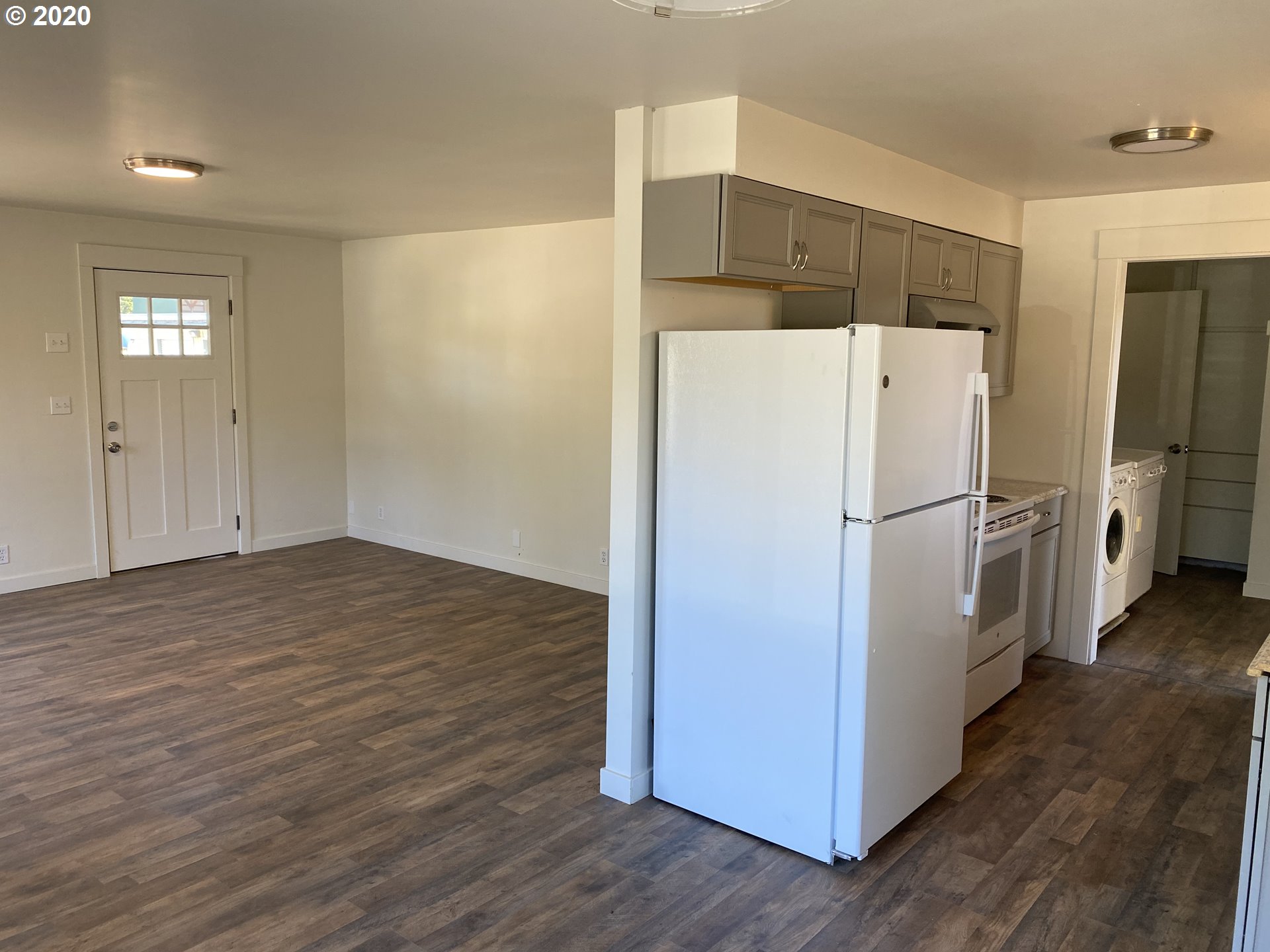 393 Northwest Loop Road White Salmon, WA 98672 - Photo 6 of 32 Gallery Image 6