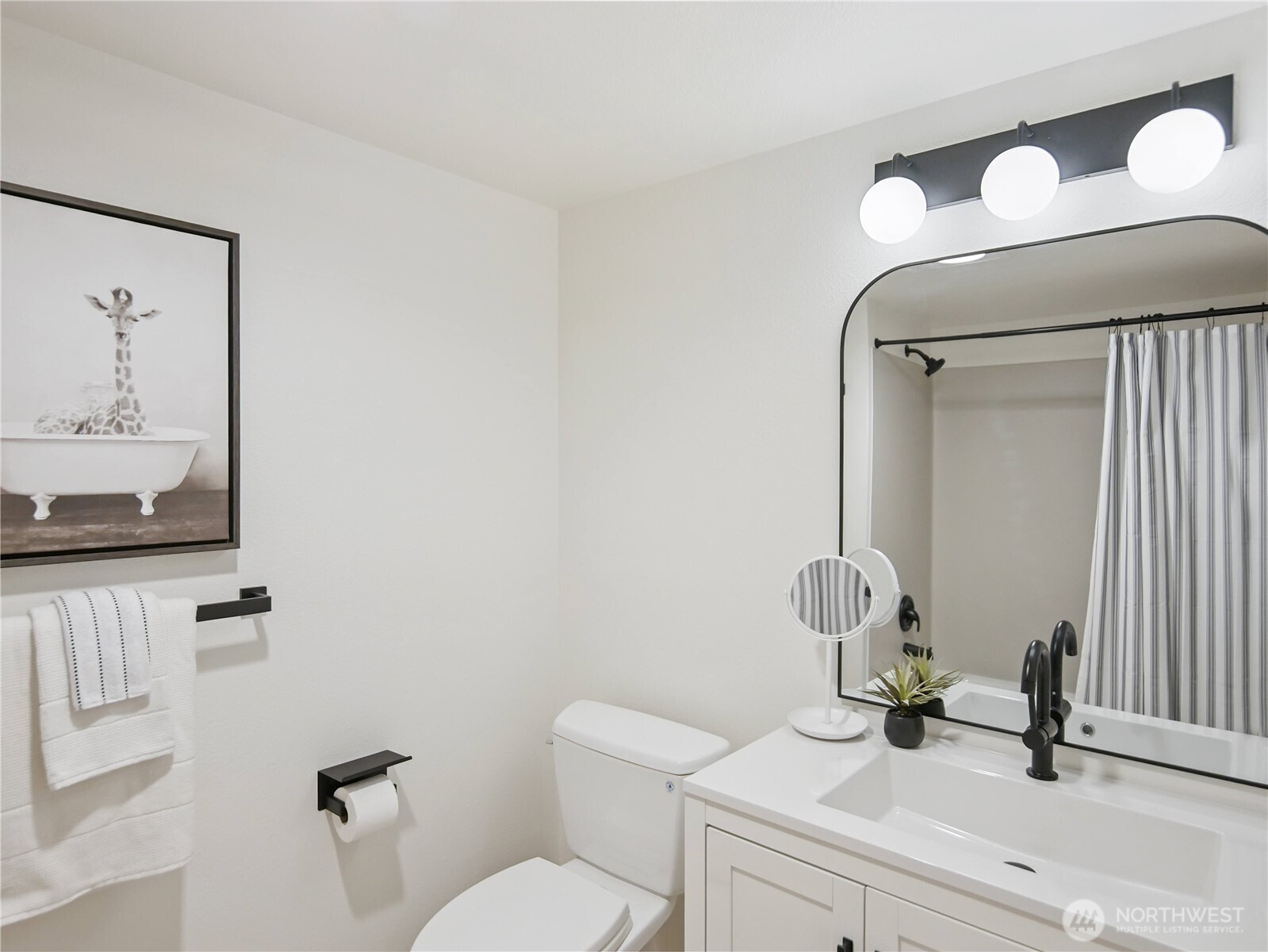420 Valley Street, Unit W409 Seattle, WA 98109 - Photo 12 of 31
