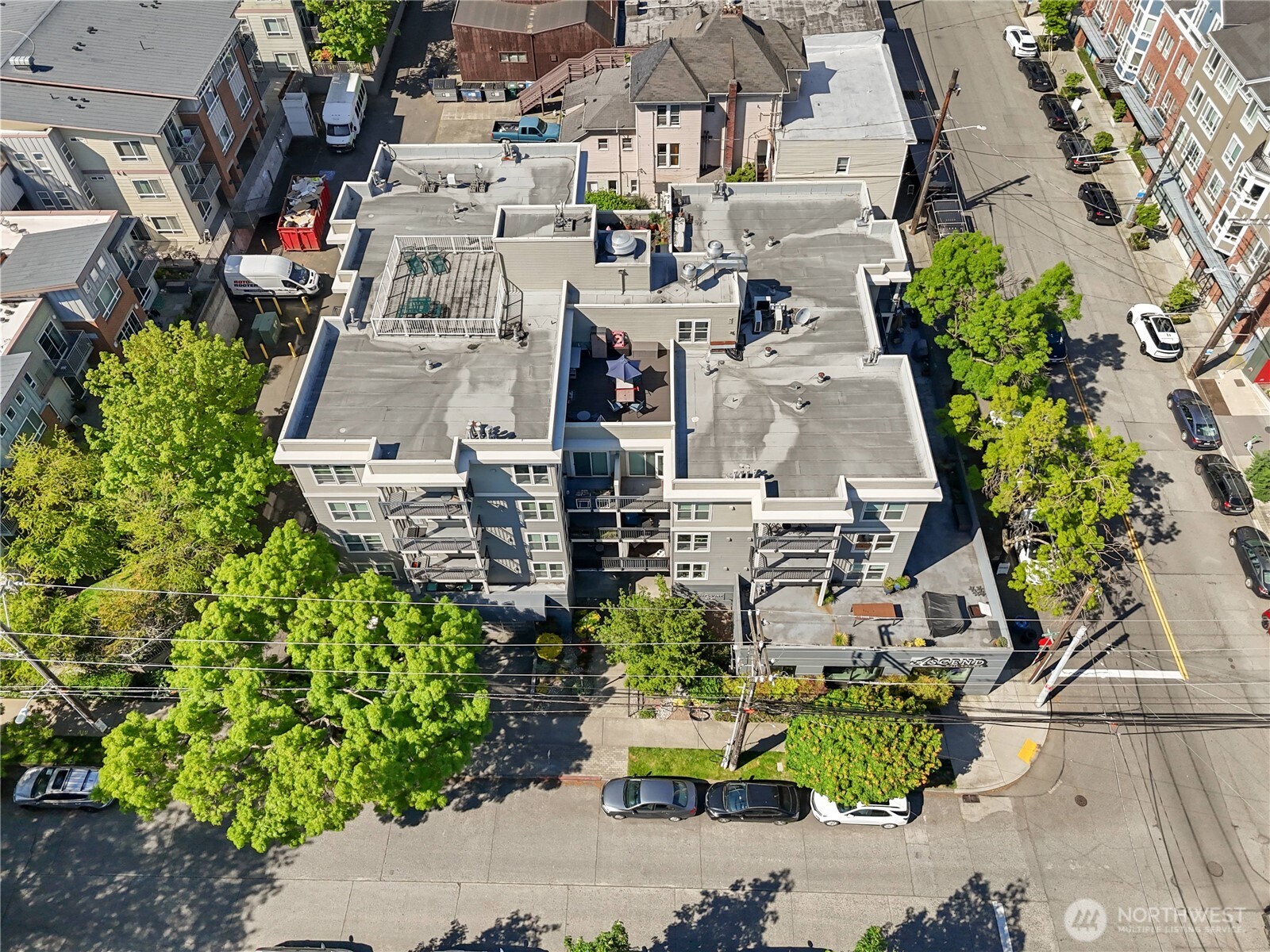 420 Valley Street, Unit W409 Seattle, WA 98109 - Photo 25 of 31