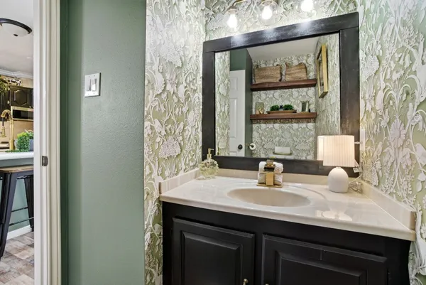 $175,000 | 2030 Plantation Drive, Unit B4, Conroe, TX 77301