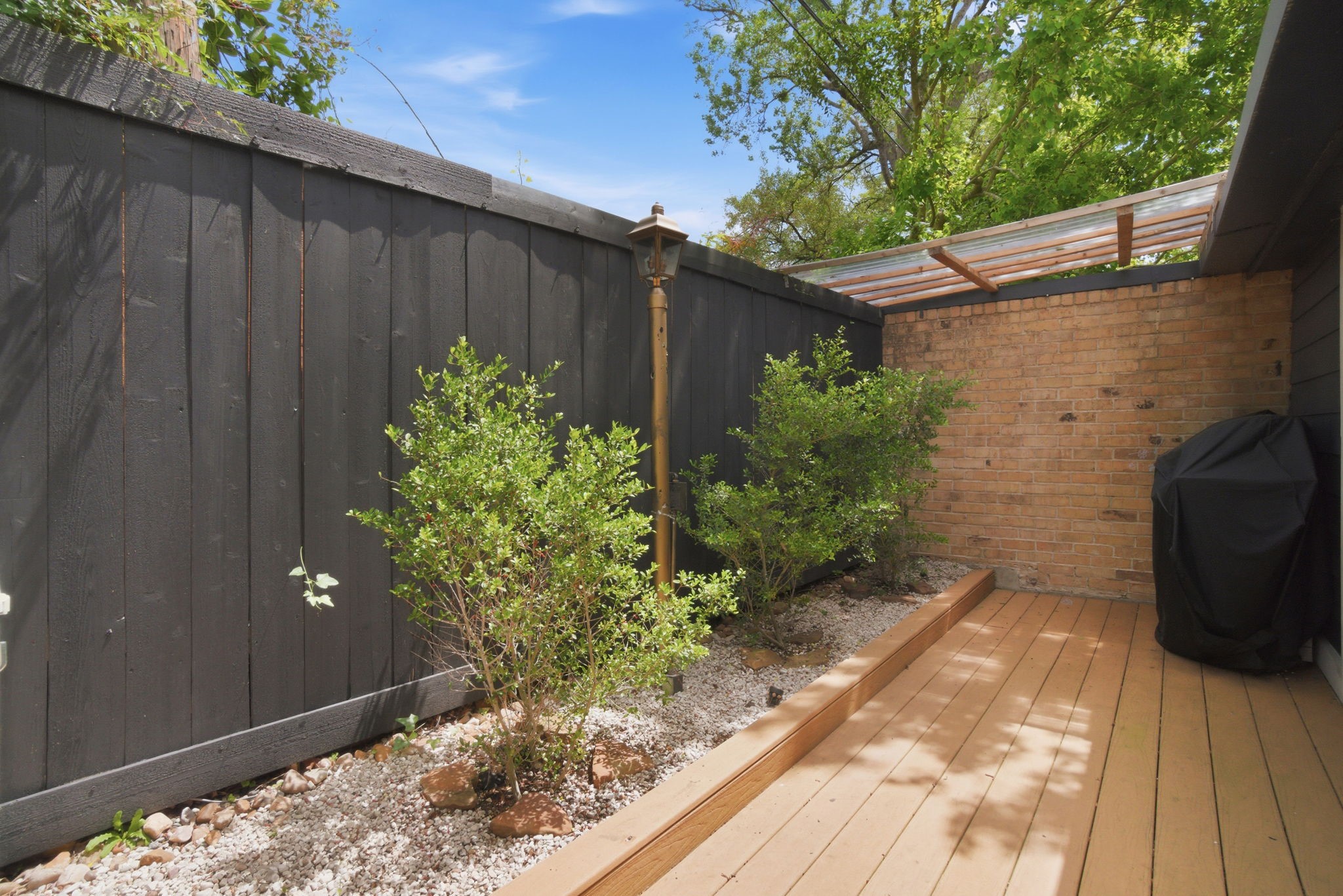 2030 Plantation Drive, Unit B4 Conroe, TX 77301 - Photo 33 of 39