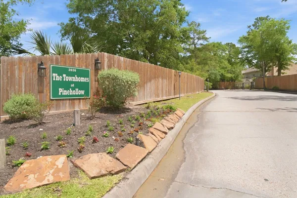 $175,000 | 2030 Plantation Drive, Unit B4, Conroe, TX 77301