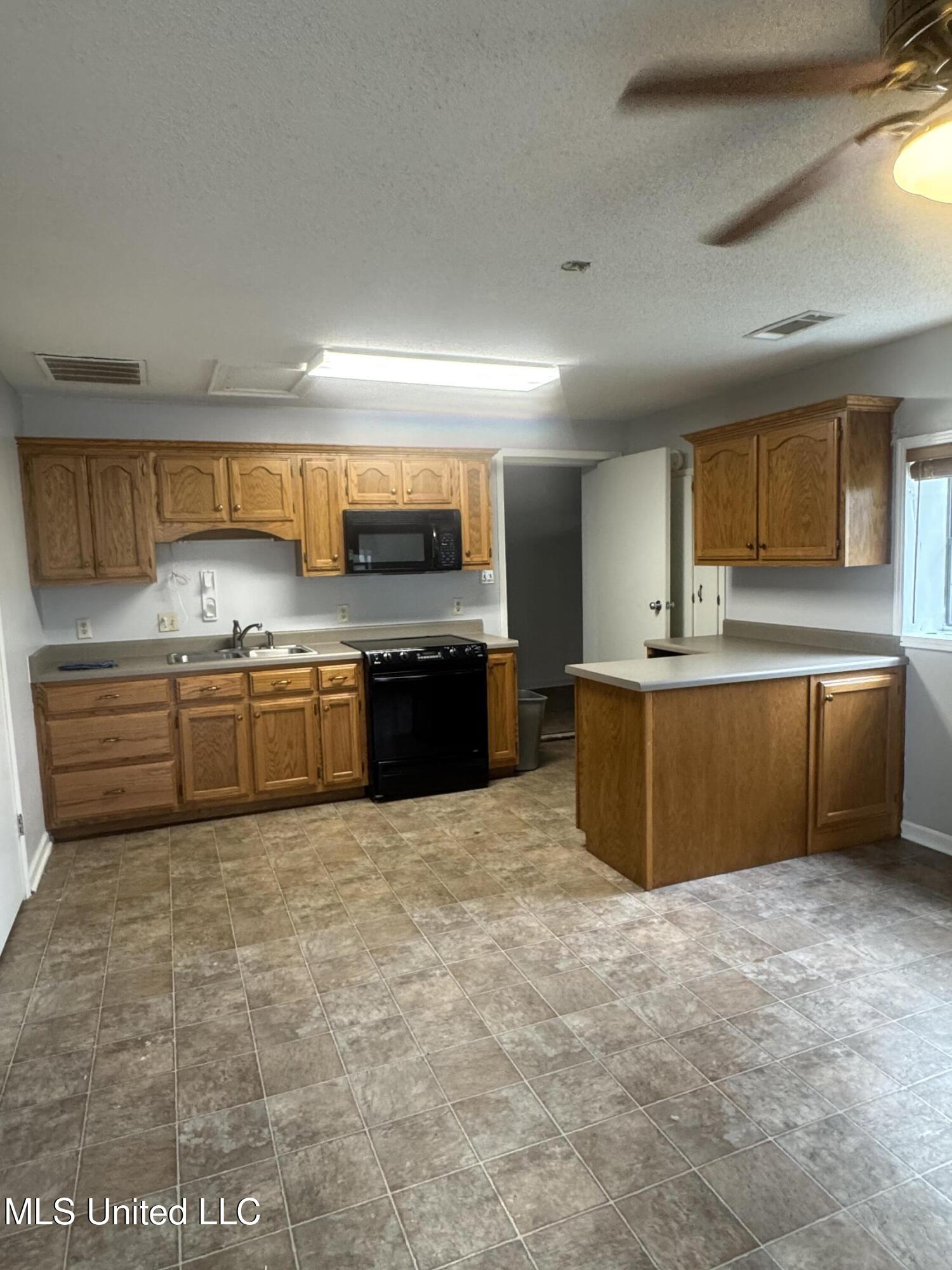 1201 Wheeler Road Hernando, MS 38632 - Photo 35 of 64 IMG_2182