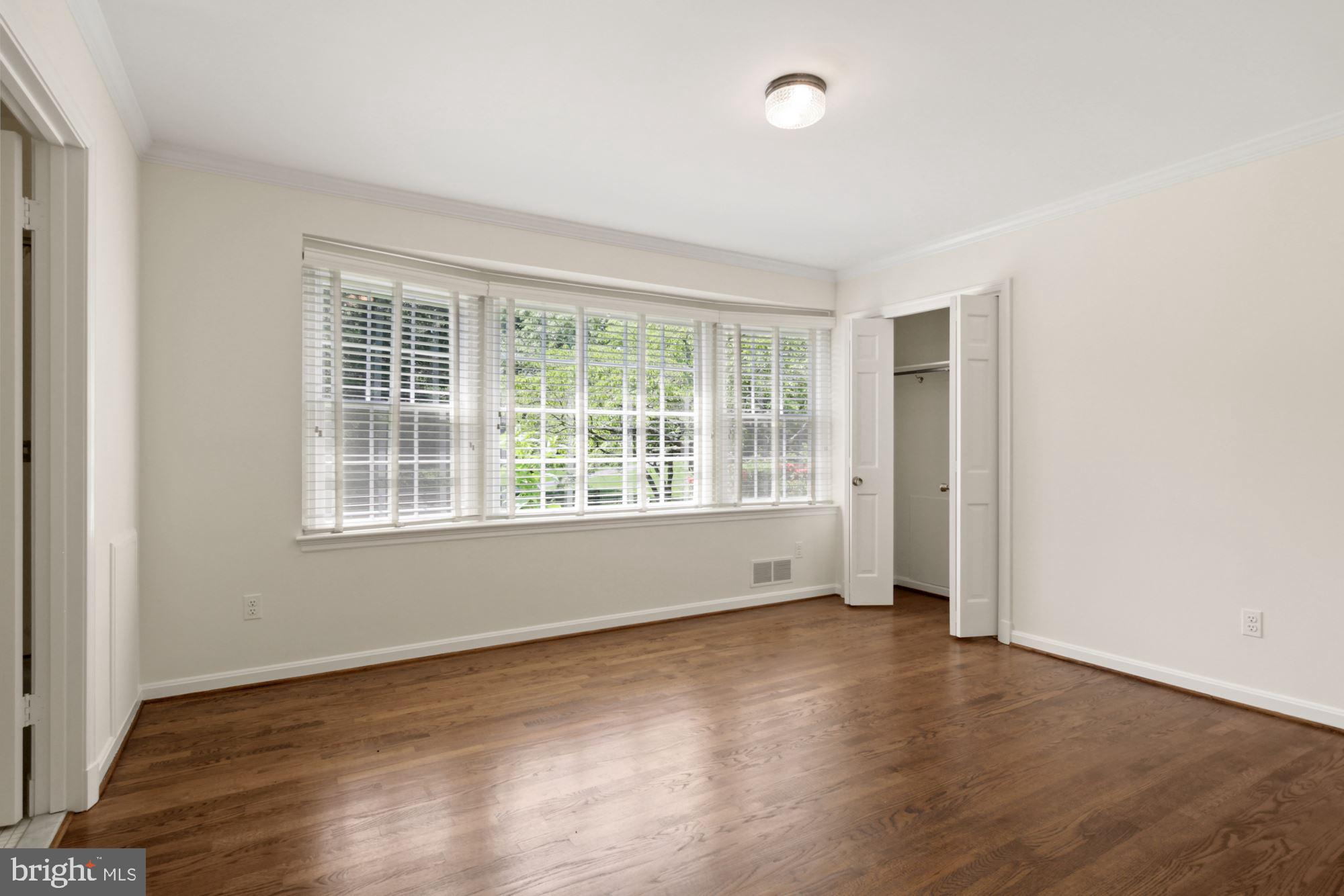 11009 Cripplegate Road Potomac, MD 20854 - Photo 21 of 31 Main Floor Bedroom Two