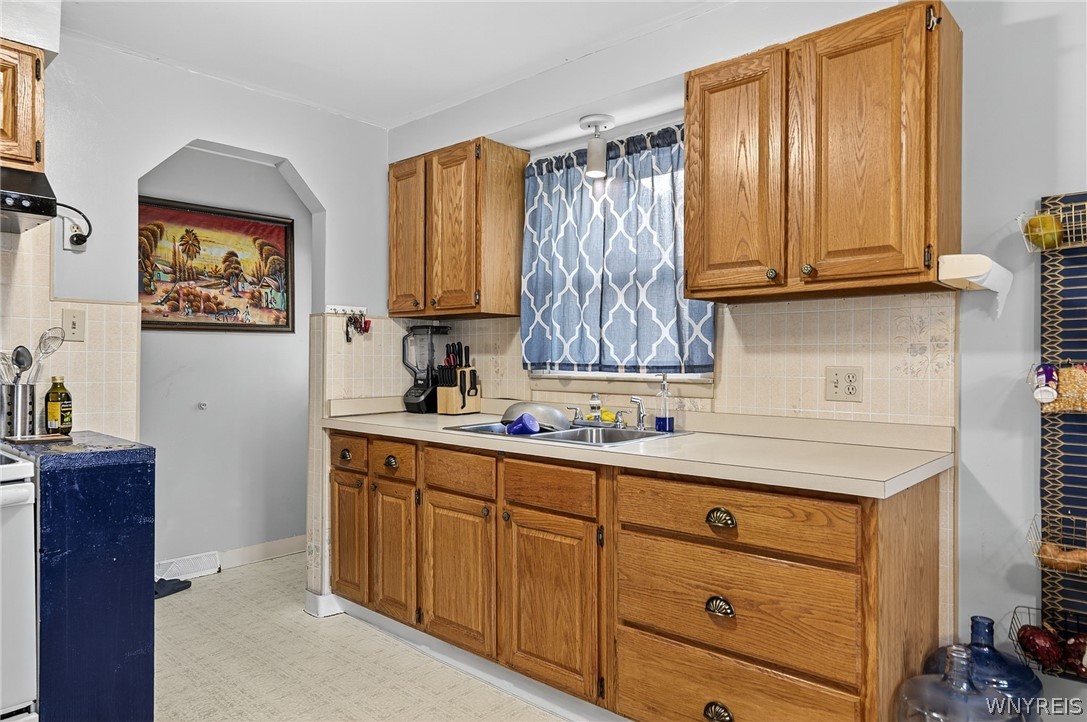 116 Springville Avenue Amherst, NY 14226 - Photo 23 of 44