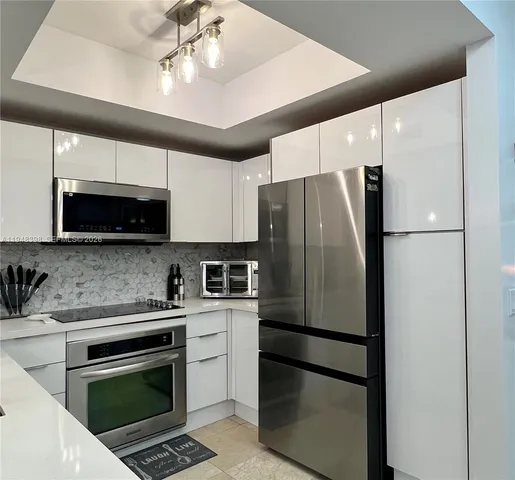 $3,000 | 2681 North Flamingo Road, Unit 1806S, Sunrise, FL 33323