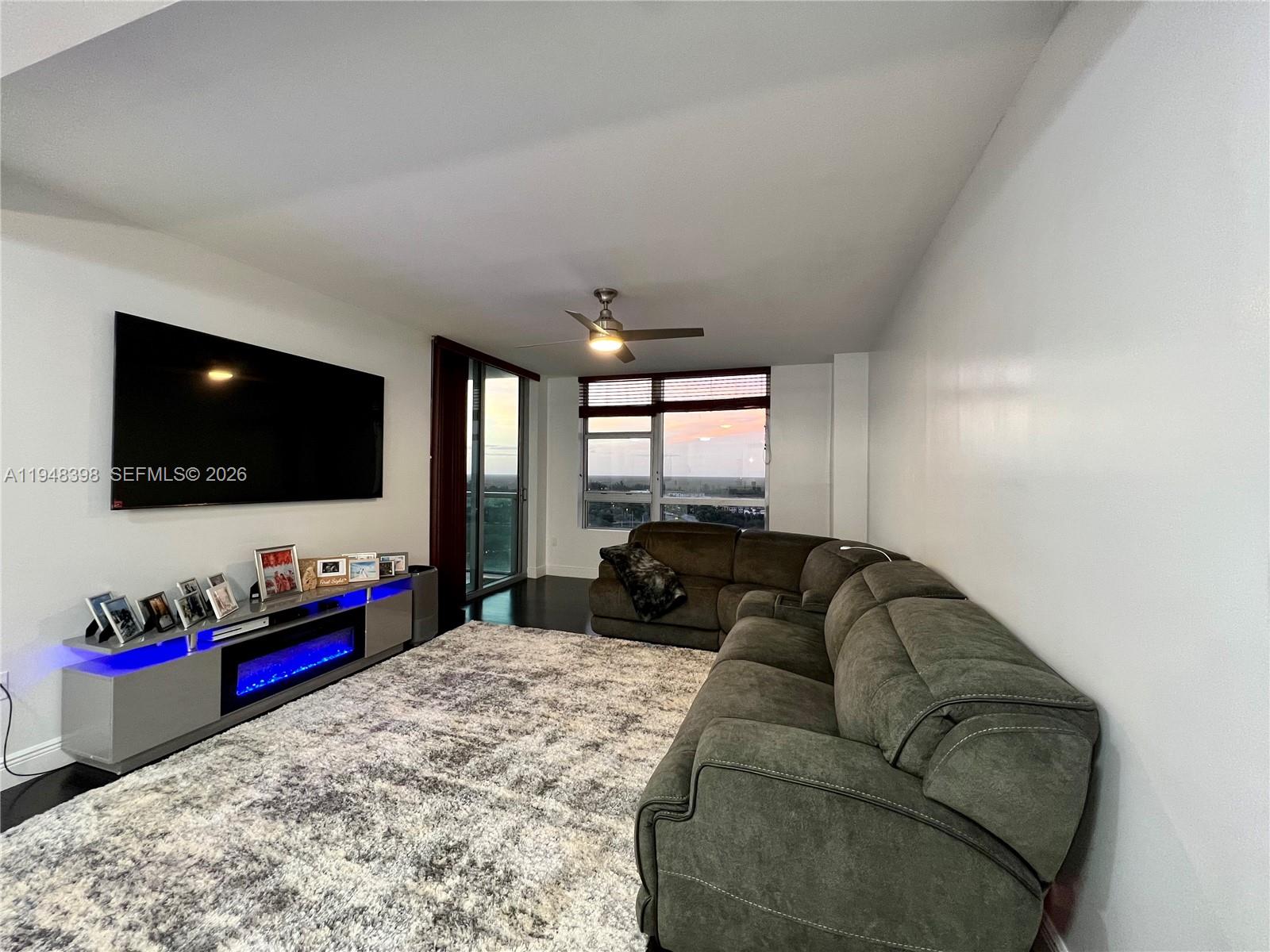 2681 North Flamingo Road, Unit 1806S Sunrise, FL 33323 - Photo 14 of 38