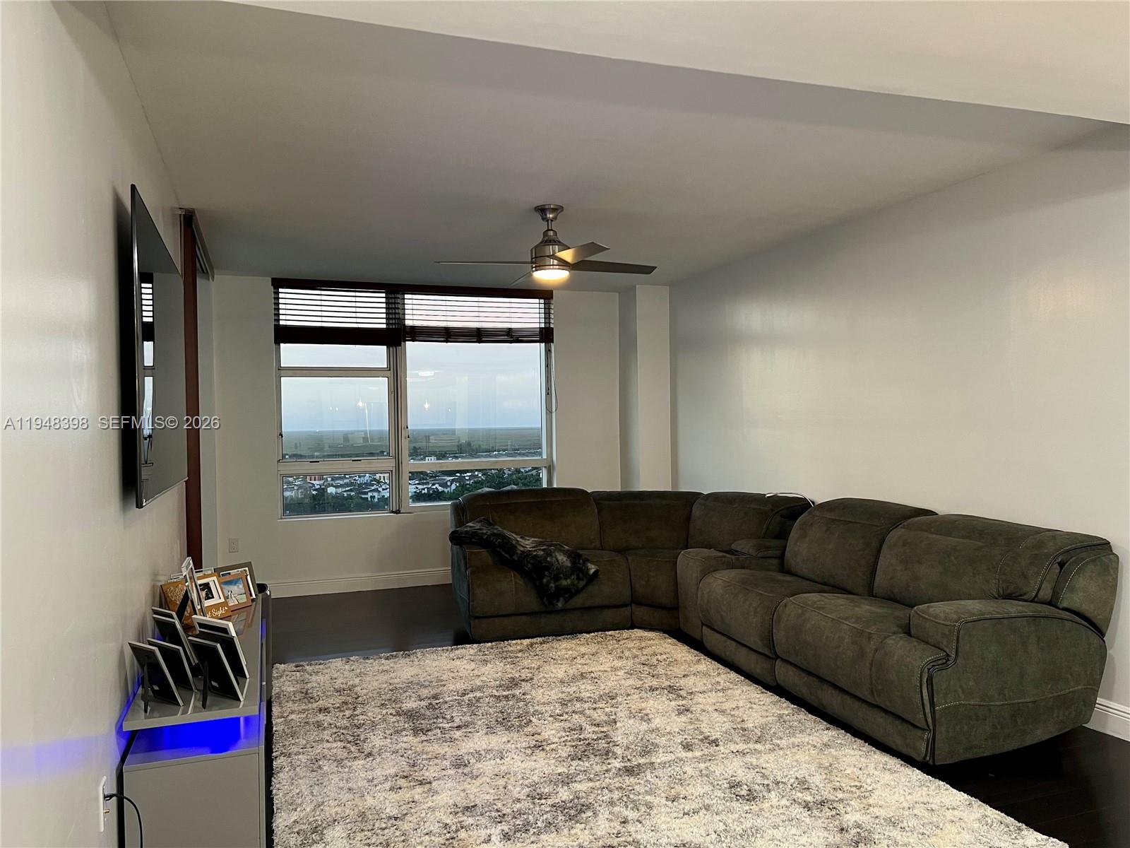 2681 North Flamingo Road, Unit 1806S Sunrise, FL 33323 - Photo 16 of 38