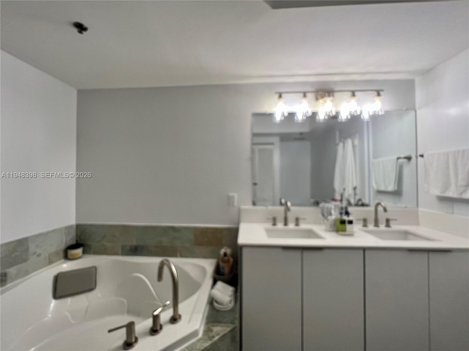 2681 North Flamingo Road, Unit 1806S Sunrise, FL 33323 - Photo 22 of 38