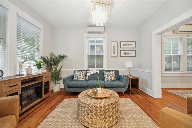 $675,000 | 1607 Avenue L, Galveston, TX 77550